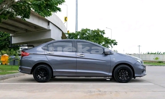 ซื้อ รถมือสอง Honda City สีดำ รถยนต์ ใน %{เมือง} ใน กาญจนบุรี ซื้อ รถมือสอง Honda City สีดำ รถยนต์ ใน %{เมือง} ใน กาญจนบุรี
