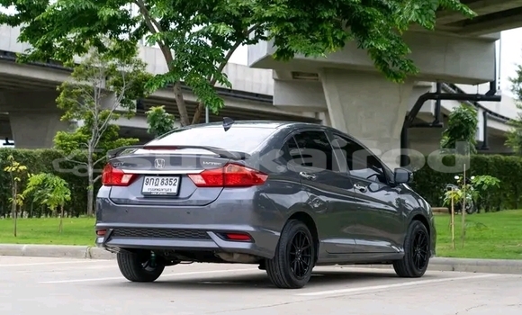ซื้อ รถมือสอง Honda City สีดำ รถยนต์ ใน %{เมือง} ใน กาญจนบุรี ซื้อ รถมือสอง Honda City สีดำ รถยนต์ ใน %{เมือง} ใน กาญจนบุรี