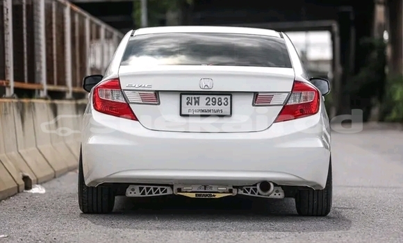 ซื้อ รถมือสอง Honda Civic ขาว รถยนต์ ใน %{เมือง} ใน ชัยนาท ซื้อ รถมือสอง Honda Civic ขาว รถยนต์ ใน %{เมือง} ใน ชัยนาท