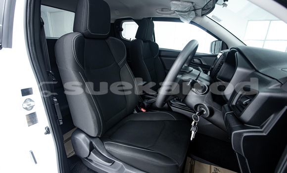 ซื้อ รถมือสอง Isuzu D-Max ขาว รถยนต์ ใน %{เมือง} ใน กรุงเทพมหานคร ซื้อ รถมือสอง Isuzu D-Max ขาว รถยนต์ ใน %{เมือง} ใน กรุงเทพมหานคร