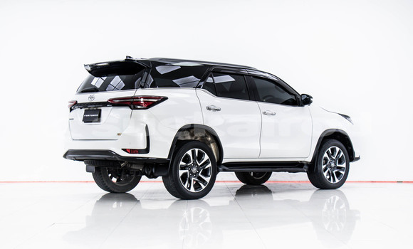 Buy Used Toyota Fortuner White Car in Bangkok in Bangkok Buy Used Toyota Fortuner White Car in Bangkok in Bangkok