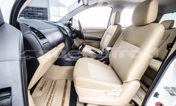 ซื้อ รถมือสอง Isuzu D-Max ขาว รถยนต์ ใน %{เมือง} ใน กรุงเทพมหานคร ซื้อ รถมือสอง Isuzu D-Max ขาว รถยนต์ ใน %{เมือง} ใน กรุงเทพมหานคร