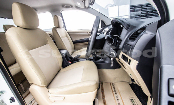 ซื้อ รถมือสอง Isuzu D-Max ขาว รถยนต์ ใน %{เมือง} ใน กรุงเทพมหานคร ซื้อ รถมือสอง Isuzu D-Max ขาว รถยนต์ ใน %{เมือง} ใน กรุงเทพมหานคร