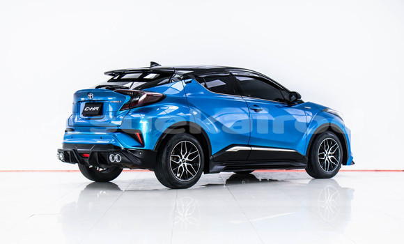 Buy Used Toyota C-HR Blue Car in Bangkok in Bangkok Buy Used Toyota C-HR Blue Car in Bangkok in Bangkok