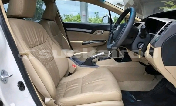 Buy Used Honda Civic White Car in Kamphaeng Phet in Kamphaeng Phet