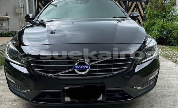 ซื้อ รถมือสอง Volvo V60 สีดำ รถยนต์ ใน %{เมือง} ใน กรุงเทพมหานคร