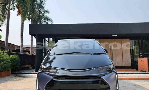 ซื้อ รถมือสอง Toyota Estima อื่น ๆ รถยนต์ ใน %{เมือง} ใน กรุงเทพมหานคร