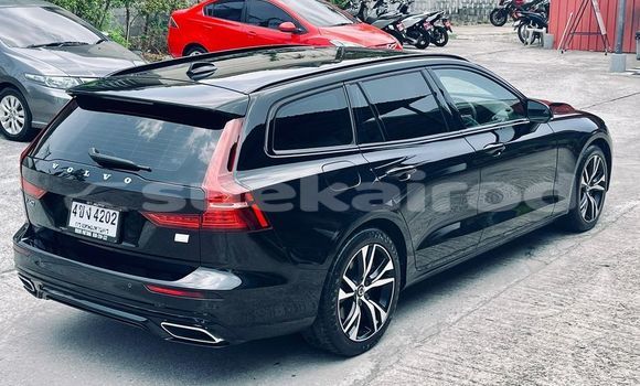 ซื้อ รถมือสอง Volvo V60 สีดำ รถยนต์ ใน %{เมือง} ใน กรุงเทพมหานคร ซื้อ รถมือสอง Volvo V60 สีดำ รถยนต์ ใน %{เมือง} ใน กรุงเทพมหานคร