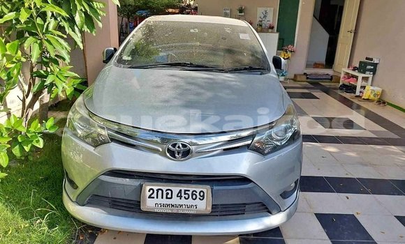 ซื้อ รถมือสอง Toyota Vios อื่น ๆ รถยนต์ ใน %{เมือง} ใน บึงกาฬ