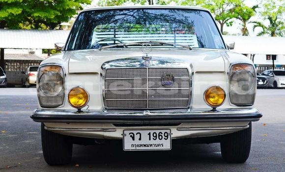 ซื้อ รถมือสอง BMW 2er Grand Tourer ขาว รถยนต์ ใน %{เมือง} ใน กรุงเทพมหานคร