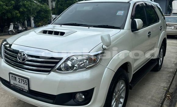 ซื้อ รถมือสอง Toyota Fortuner ขาว รถยนต์ ใน %{เมือง} ใน กรุงเทพมหานคร ซื้อ รถมือสอง Toyota Fortuner ขาว รถยนต์ ใน %{เมือง} ใน กรุงเทพมหานคร