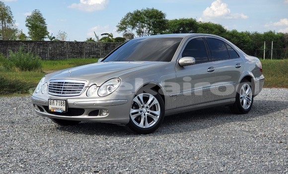 Buy Used Mercedes-Benz E-Classe Other Car in Bangkok in Bangkok Buy Used Mercedes-Benz E-Classe Other Car in Bangkok in Bangkok