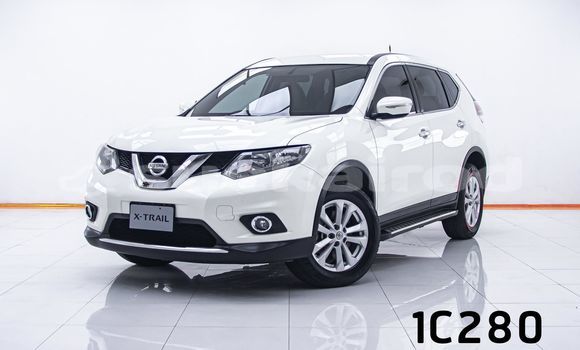 Buy Used Nissan X-Trail White Car in Bangkok in Bangkok