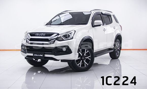 Buy Used Isuzu MU-X White Car in Bangkok in Bangkok