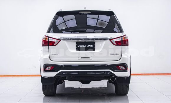 ซื้อ รถมือสอง Isuzu MU-X ขาว รถยนต์ ใน %{เมือง} ใน กรุงเทพมหานคร ซื้อ รถมือสอง Isuzu MU-X ขาว รถยนต์ ใน %{เมือง} ใน กรุงเทพมหานคร