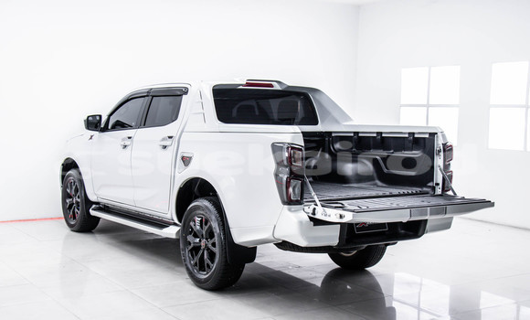 ซื้อ รถมือสอง Isuzu D-Max ขาว รถยนต์ ใน %{เมือง} ใน กรุงเทพมหานคร ซื้อ รถมือสอง Isuzu D-Max ขาว รถยนต์ ใน %{เมือง} ใน กรุงเทพมหานคร