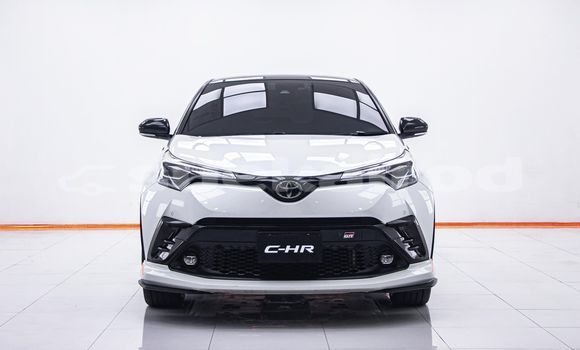 Buy Used Toyota C-HR White Car in Bangkok in Bangkok Buy Used Toyota C-HR White Car in Bangkok in Bangkok