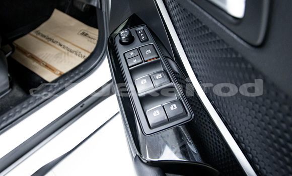 Buy Used Toyota C-HR White Car in Bangkok in Bangkok Buy Used Toyota C-HR White Car in Bangkok in Bangkok