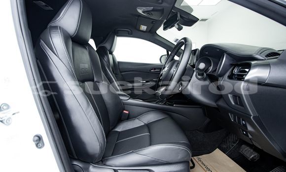 Buy Used Toyota C-HR White Car in Bangkok in Bangkok Buy Used Toyota C-HR White Car in Bangkok in Bangkok