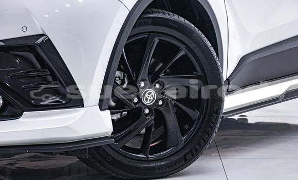 Buy Used Toyota C-HR White Car in Bangkok in Bangkok Buy Used Toyota C-HR White Car in Bangkok in Bangkok