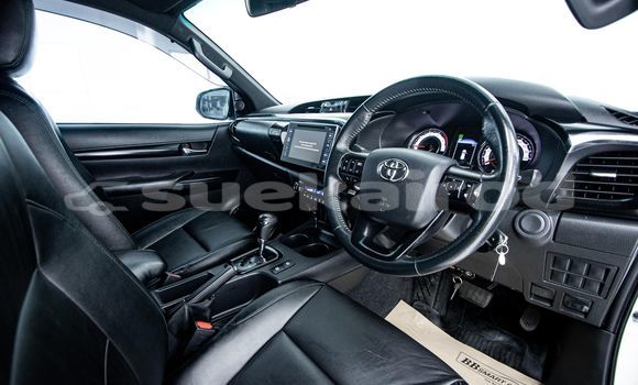 Buy Used Toyota Hiluxe Revo White Car in Bangkok in Bangkok Buy Used Toyota Hiluxe Revo White Car in Bangkok in Bangkok