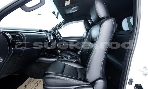 Buy Used Toyota Hiluxe Revo White Car in Bangkok in Bangkok Buy Used Toyota Hiluxe Revo White Car in Bangkok in Bangkok