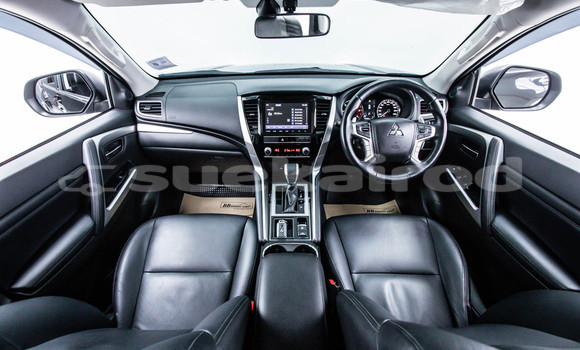 ซื้อ รถมือสอง Mitsubishi Pajero Sport สีดำ รถยนต์ ใน %{เมือง} ใน กรุงเทพมหานคร ซื้อ รถมือสอง Mitsubishi Pajero Sport สีดำ รถยนต์ ใน %{เมือง} ใน กรุงเทพมหานคร