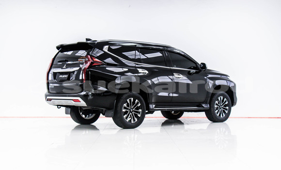 ซื้อ รถมือสอง Mitsubishi Pajero Sport สีดำ รถยนต์ ใน %{เมือง} ใน กรุงเทพมหานคร ซื้อ รถมือสอง Mitsubishi Pajero Sport สีดำ รถยนต์ ใน %{เมือง} ใน กรุงเทพมหานคร