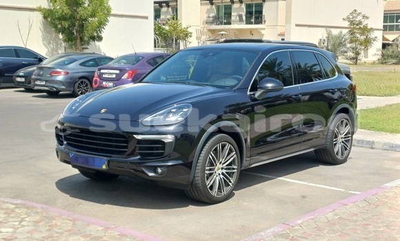 Buy Used Porsche Cayenne Black Car in Bangkok in Bangkok