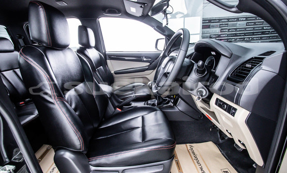 ซื้อ รถมือสอง Isuzu D-Max สีดำ รถยนต์ ใน %{เมือง} ใน กรุงเทพมหานคร ซื้อ รถมือสอง Isuzu D-Max สีดำ รถยนต์ ใน %{เมือง} ใน กรุงเทพมหานคร