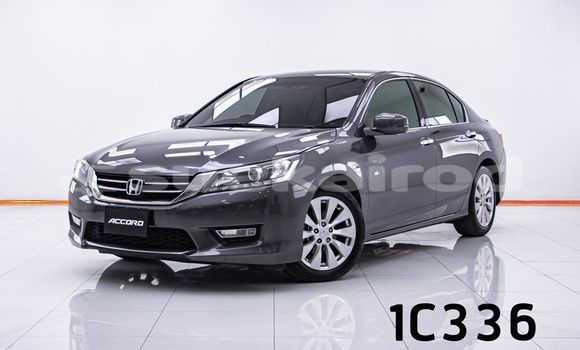 ซื้อ รถมือสอง Honda Accord อื่น ๆ รถยนต์ ใน %{เมือง} ใน กรุงเทพมหานคร
