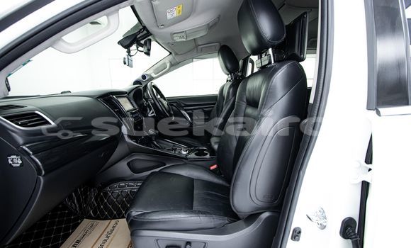 Buy Used Mitsubishi Pajero White Car in Bangkok in Bangkok Buy Used Mitsubishi Pajero White Car in Bangkok in Bangkok