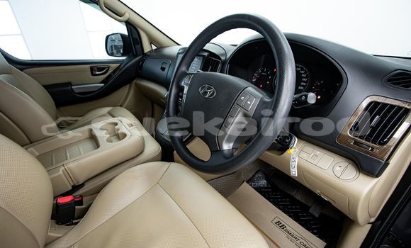 Buy Used Hyundai H1 Brown Car in Bangkok in Bangkok Buy Used Hyundai H1 Brown Car in Bangkok in Bangkok