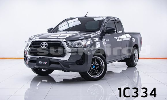 Buy Used Toyota Hiluxe Revo Other Car in Bangkok in Bangkok