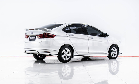 Buy Used Honda City White Car in Bangkok in Bangkok Buy Used Honda City White Car in Bangkok in Bangkok