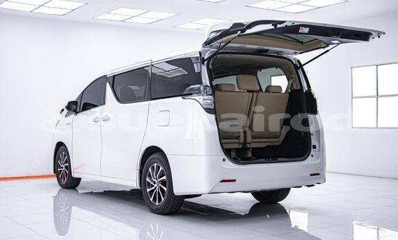 Buy Used Toyota Vellfire White Car in Bangkok in Bangkok Buy Used Toyota Vellfire White Car in Bangkok in Bangkok