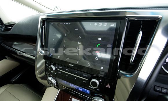 Buy Used Toyota Vellfire White Car in Bangkok in Bangkok Buy Used Toyota Vellfire White Car in Bangkok in Bangkok