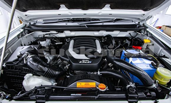 Buy Used Isuzu D-Max White Car in Bangkok in Bangkok Buy Used Isuzu D-Max White Car in Bangkok in Bangkok