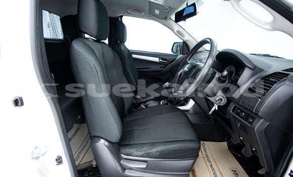 Buy Used Isuzu D-Max White Car in Bangkok in Bangkok Buy Used Isuzu D-Max White Car in Bangkok in Bangkok