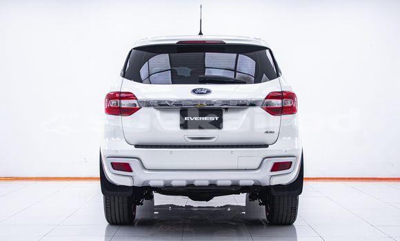 Buy Used Ford Everest White Car in Bangkok in Bangkok Buy Used Ford Everest White Car in Bangkok in Bangkok