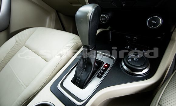 Buy Used Ford Everest White Car in Bangkok in Bangkok Buy Used Ford Everest White Car in Bangkok in Bangkok