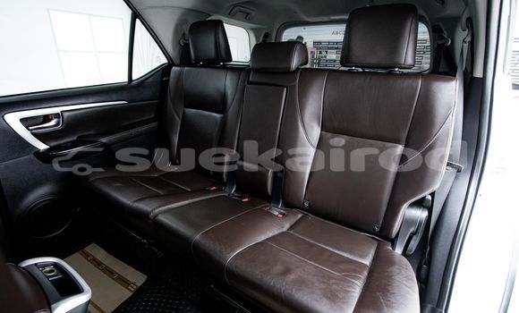 ซื้อ รถมือสอง Toyota Fortuner ขาว รถยนต์ ใน %{เมือง} ใน กรุงเทพมหานคร ซื้อ รถมือสอง Toyota Fortuner ขาว รถยนต์ ใน %{เมือง} ใน กรุงเทพมหานคร