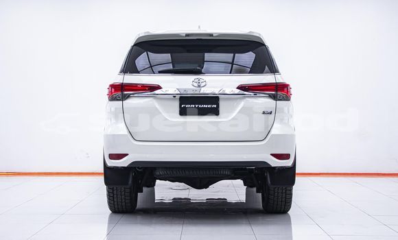 Buy Used Toyota Fortuner White Car in Bangkok in Bangkok Buy Used Toyota Fortuner White Car in Bangkok in Bangkok