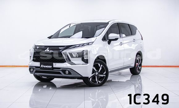 ซื้อ รถมือสอง Mitsubishi Xpander ขาว รถยนต์ ใน %{เมือง} ใน กรุงเทพมหานคร