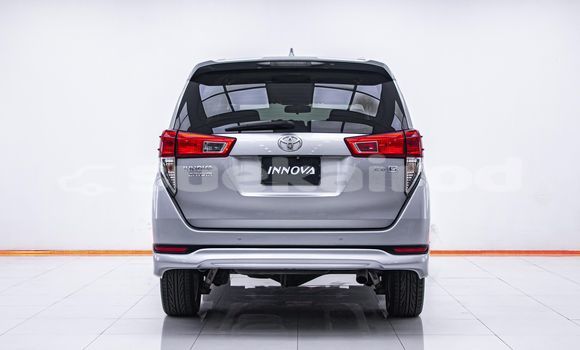 ซื้อ รถมือสอง Toyota Innova อื่น ๆ รถยนต์ ใน %{เมือง} ใน กรุงเทพมหานคร ซื้อ รถมือสอง Toyota Innova อื่น ๆ รถยนต์ ใน %{เมือง} ใน กรุงเทพมหานคร