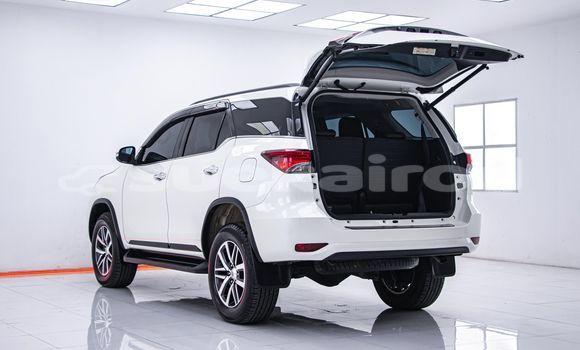 ซื้อ รถมือสอง Toyota Fortuner ขาว รถยนต์ ใน %{เมือง} ใน กรุงเทพมหานคร ซื้อ รถมือสอง Toyota Fortuner ขาว รถยนต์ ใน %{เมือง} ใน กรุงเทพมหานคร