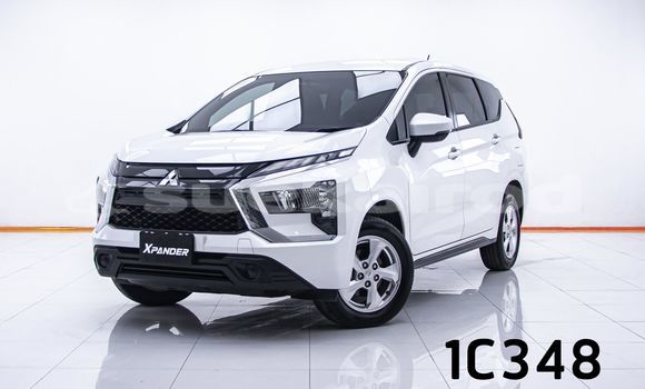 Buy Used Mitsubishi Xpander White Car in Bangkok in Bangkok