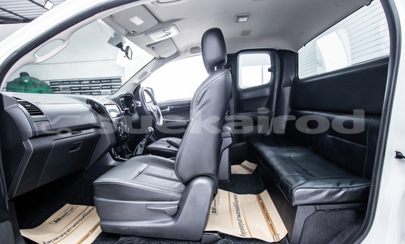 ซื้อ รถมือสอง Isuzu D-Max ขาว รถยนต์ ใน %{เมือง} ใน กรุงเทพมหานคร ซื้อ รถมือสอง Isuzu D-Max ขาว รถยนต์ ใน %{เมือง} ใน กรุงเทพมหานคร