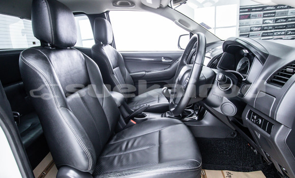 ซื้อ รถมือสอง Isuzu D-Max ขาว รถยนต์ ใน %{เมือง} ใน กรุงเทพมหานคร ซื้อ รถมือสอง Isuzu D-Max ขาว รถยนต์ ใน %{เมือง} ใน กรุงเทพมหานคร