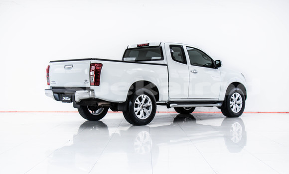 ซื้อ รถมือสอง Isuzu D-Max ขาว รถยนต์ ใน %{เมือง} ใน กรุงเทพมหานคร ซื้อ รถมือสอง Isuzu D-Max ขาว รถยนต์ ใน %{เมือง} ใน กรุงเทพมหานคร